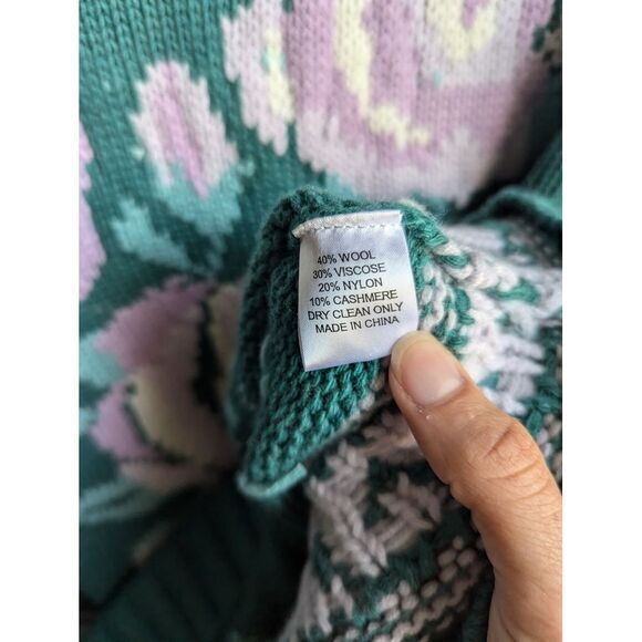 Tuckernuck Dahlia sweater size S cashmere blend floral turtleneck NEW - Picture 7 of 7